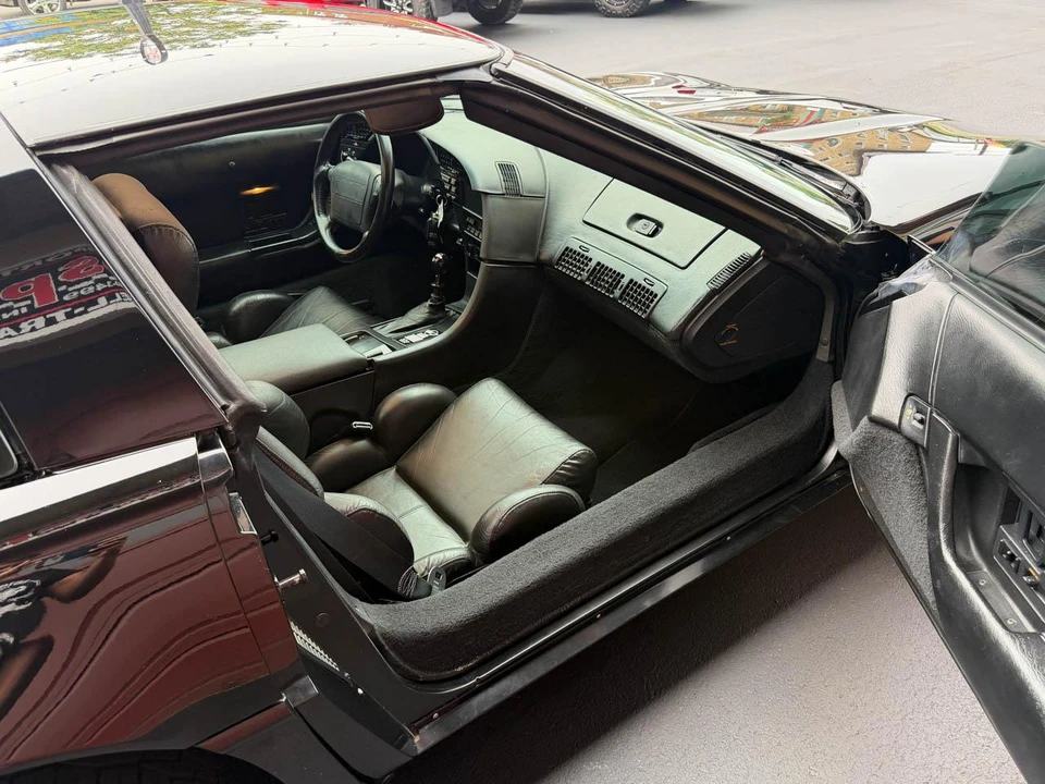 1993 Chevrolet Corvette C4 - Image 20 of 31