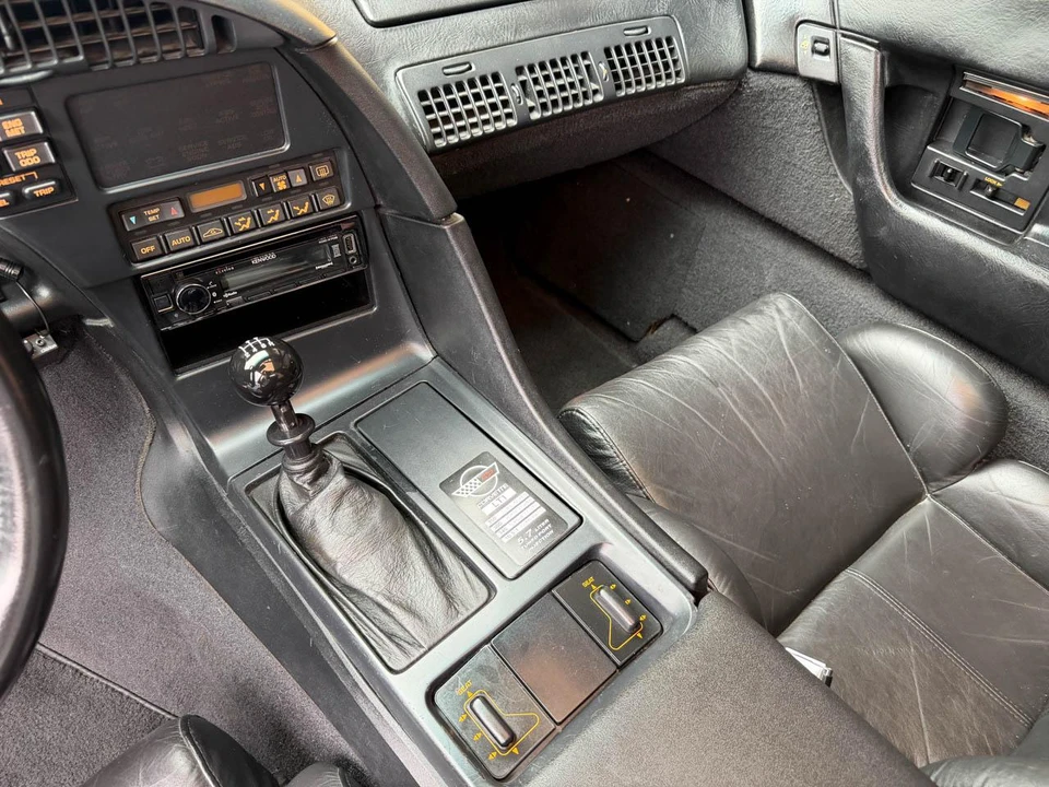 1993 Chevrolet Corvette C4 - Image 23 of 31