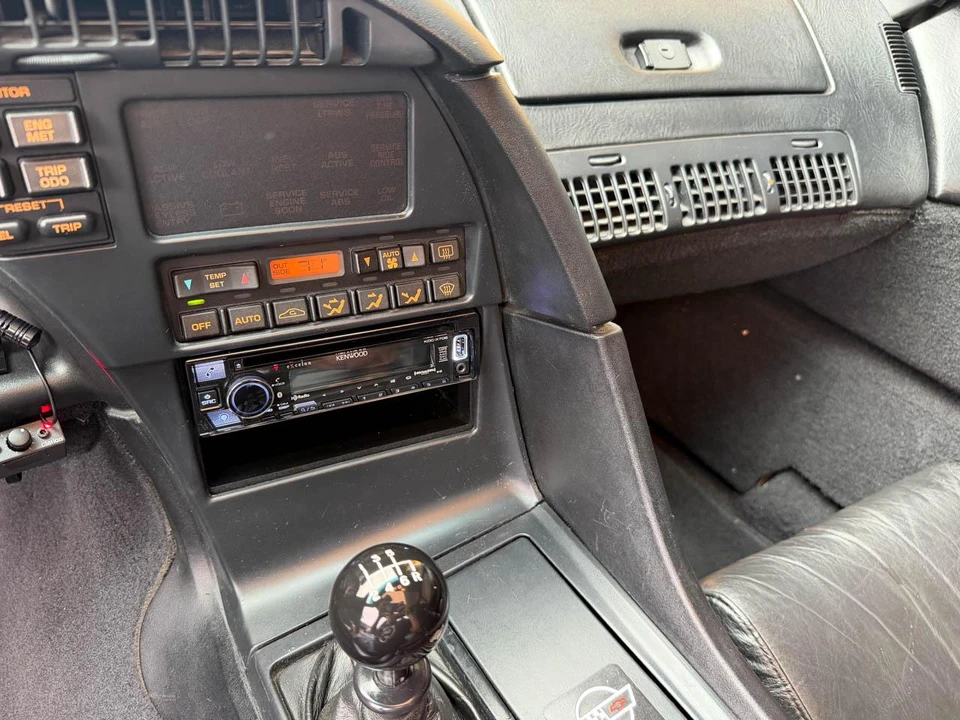 1993 Chevrolet Corvette C4 - Image 24 of 31