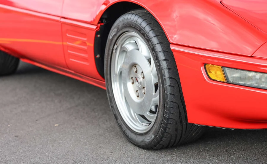 1993 Chevrolet Corvette C4 - Image 17 of 31