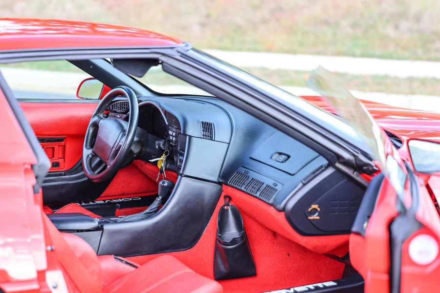 1993 Chevrolet Corvette C4 - Image 21 of 31
