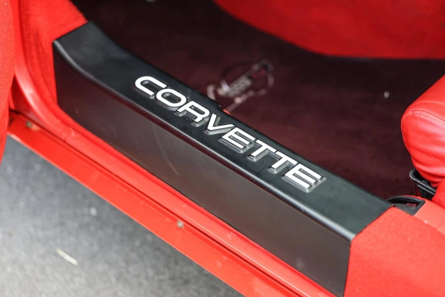 1993 Chevrolet Corvette C4 - Image 25 of 31