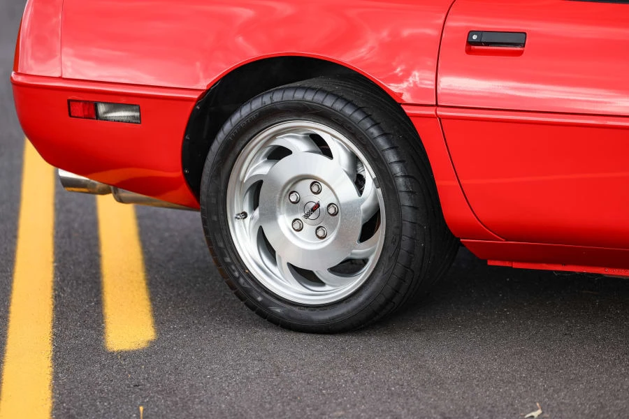 1993 Chevrolet Corvette C4 - Image 10 of 31