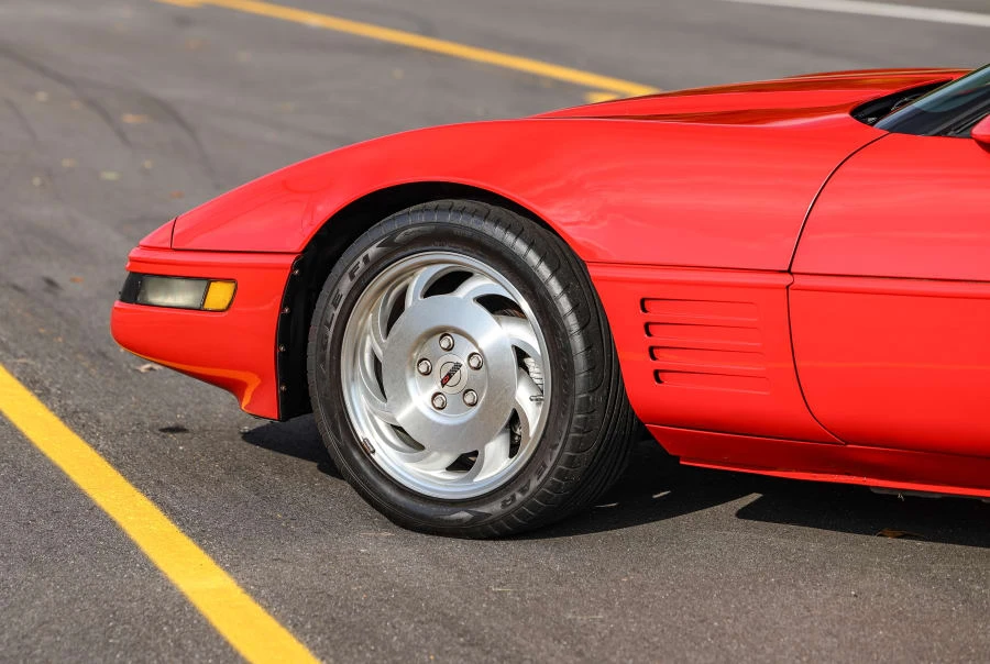 1993 Chevrolet Corvette C4 - Image 12 of 31
