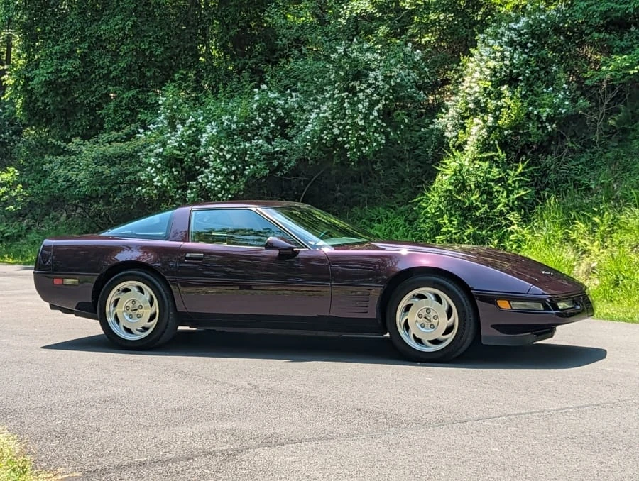 1993 Chevrolet Corvette C4 - Image 2 of 31