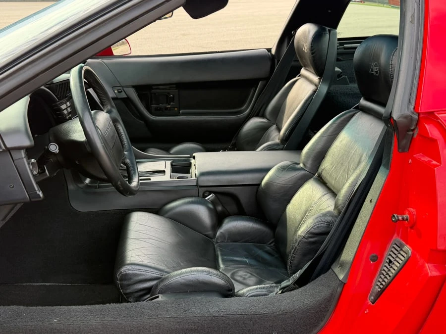 1993 Chevrolet Corvette C4 - Image 18 of 31