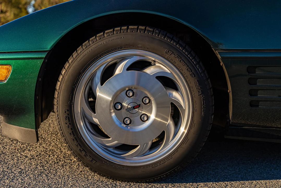 1993 Chevrolet Corvette C4 - Image 30 of 31
