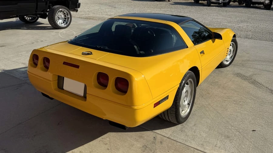1993 Chevrolet Corvette C4 - Image 3 of 16