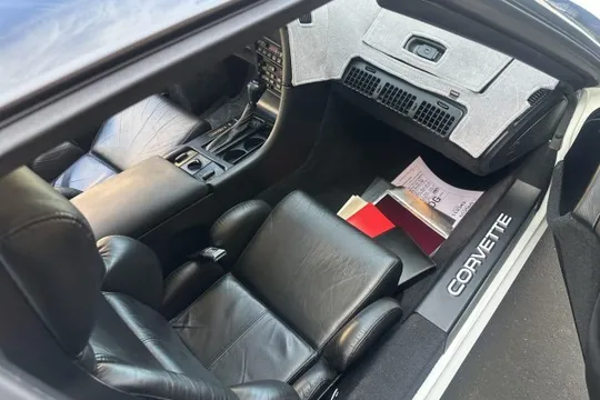1993 Chevrolet Corvette C4 - Image 4 of 7