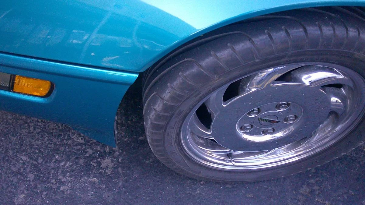 1993 Chevrolet Corvette C4 - Image 9 of 19