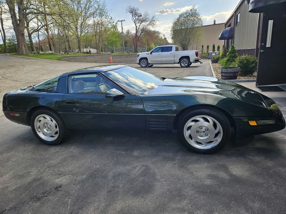 1993 Chevrolet Corvette C4 - Image 2 of 13