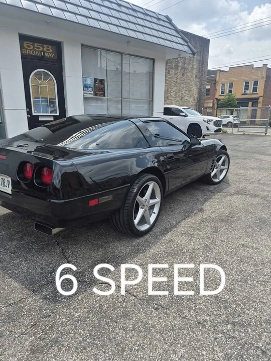 1993 Chevrolet Corvette C4 - Image 2 of 8