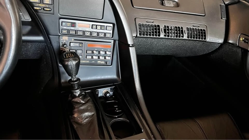1993 Chevrolet Corvette C4 - Image 6 of 12