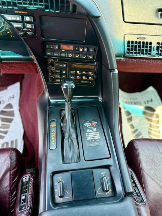 1993 Chevrolet Corvette C4 - Image 17 of 20