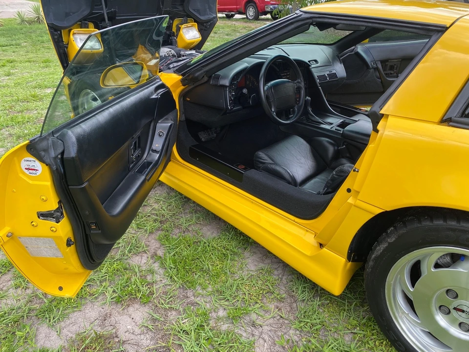 1993 Chevrolet Corvette C4 - Image 9 of 21