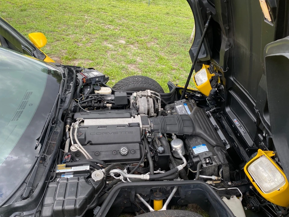 1993 Chevrolet Corvette C4 - Image 15 of 21
