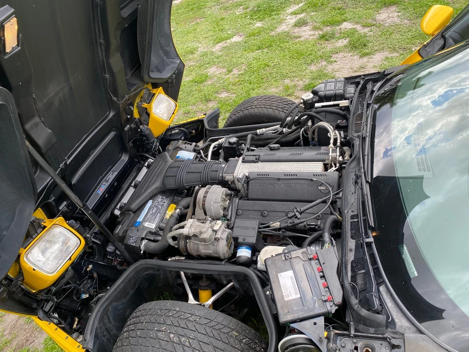 1993 Chevrolet Corvette C4 - Image 13 of 21