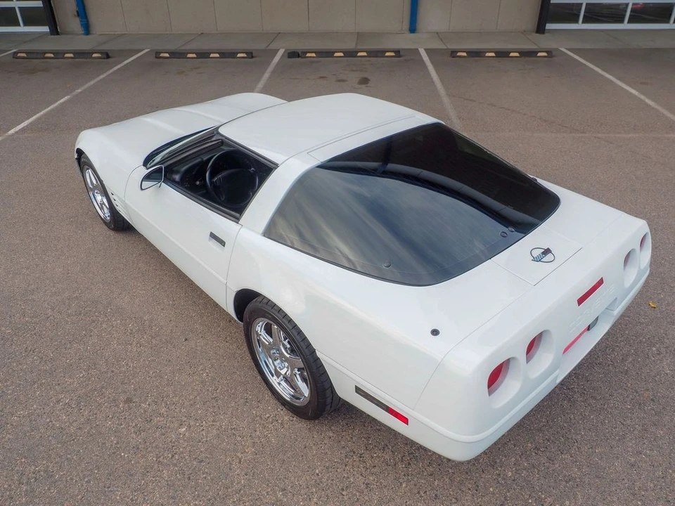 1993 Chevrolet Corvette C4 - Image 9 of 31