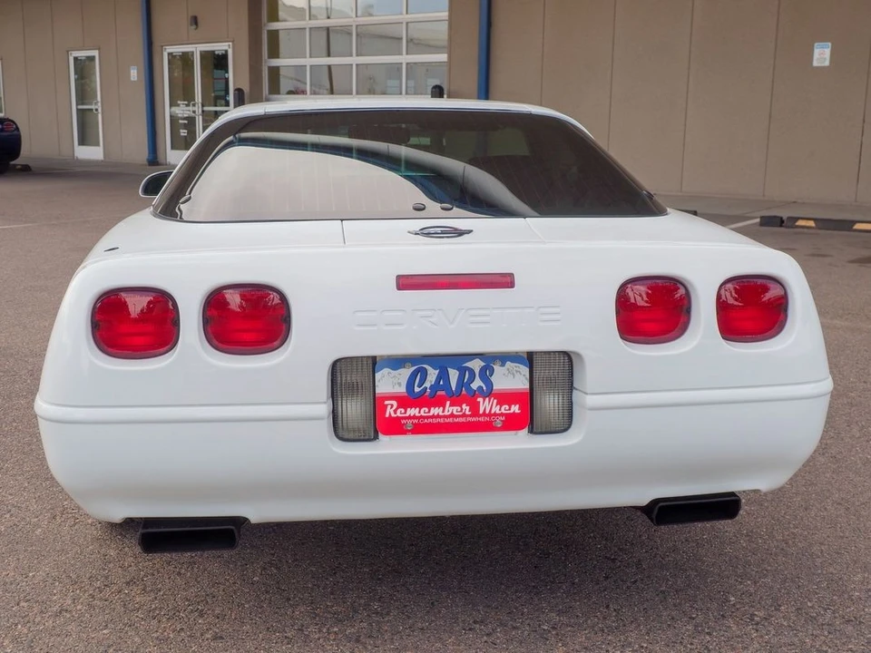 1993 Chevrolet Corvette C4 - Image 19 of 31