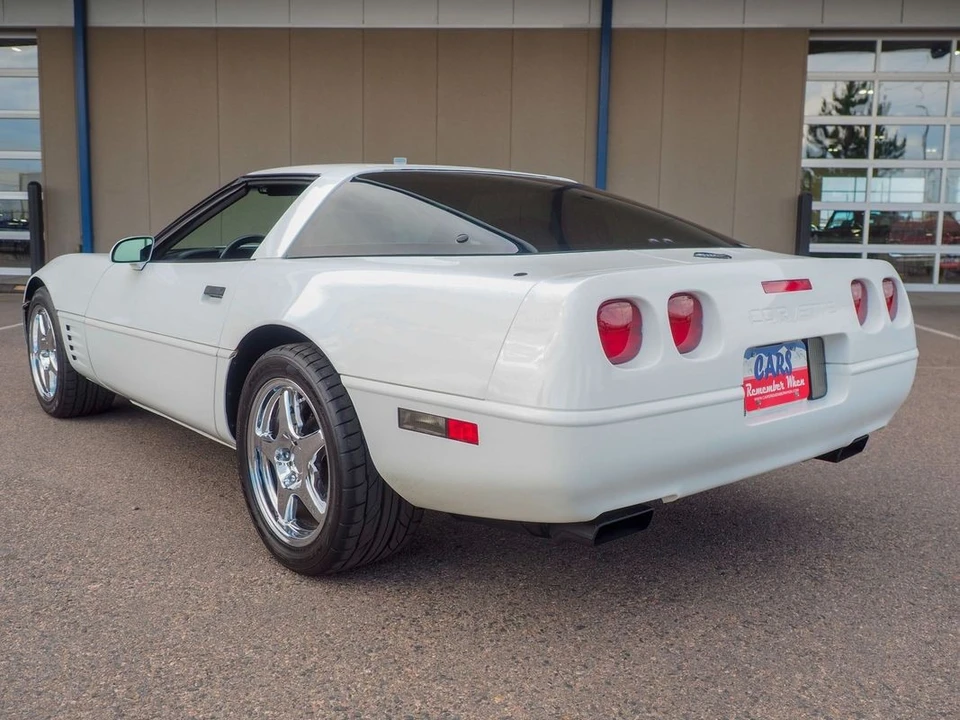 1993 Chevrolet Corvette C4 - Image 15 of 31