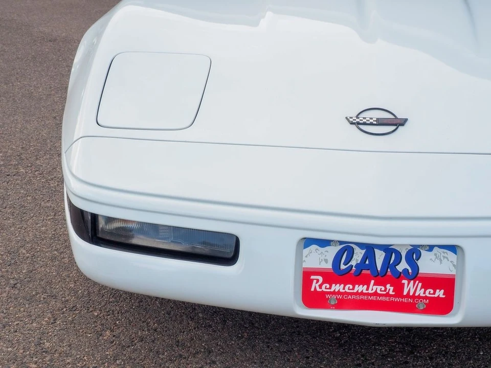 1993 Chevrolet Corvette C4 - Image 20 of 31