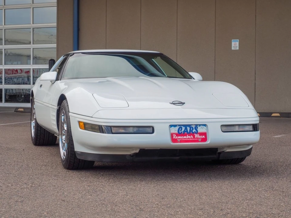 1993 Chevrolet Corvette C4 - Image 10 of 12