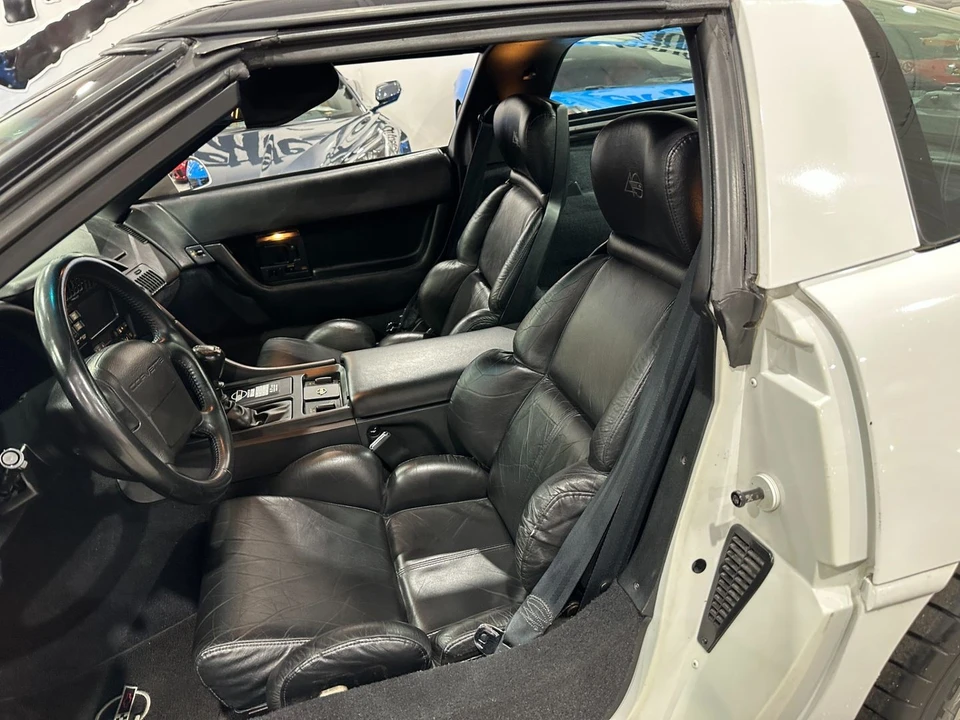 1993 Chevrolet Corvette C4 - Image 13 of 21