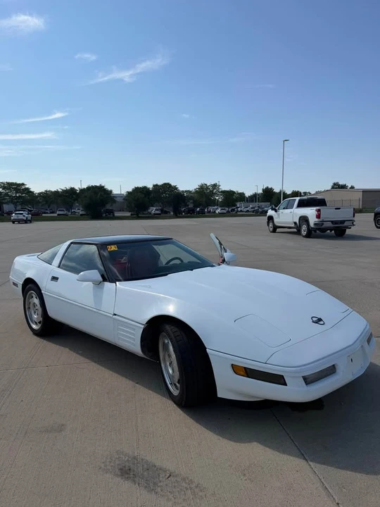 1993 Chevrolet Corvette C4 - Image 12 of 17