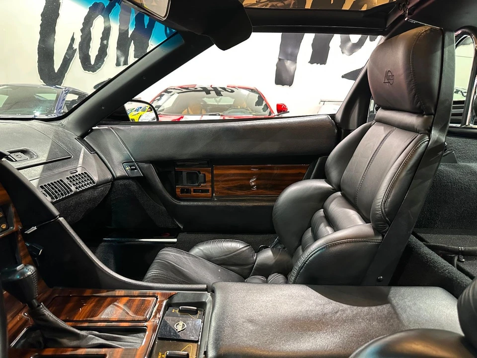 1993 Chevrolet Corvette C4 - Image 9 of 21