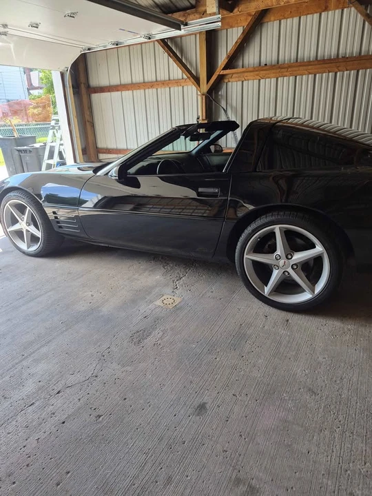 1993 Chevrolet Corvette C4 - Image 4 of 12