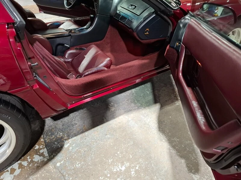 1993 Chevrolet Corvette C4 - Image 18 of 31