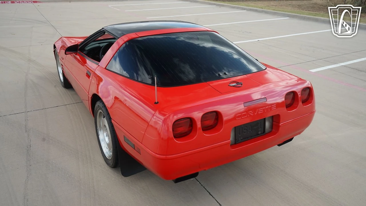 1993 Chevrolet Corvette C4 - Image 10 of 12