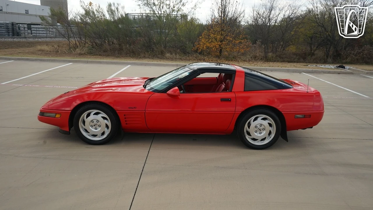 1993 Chevrolet Corvette C4 - Image 6 of 12