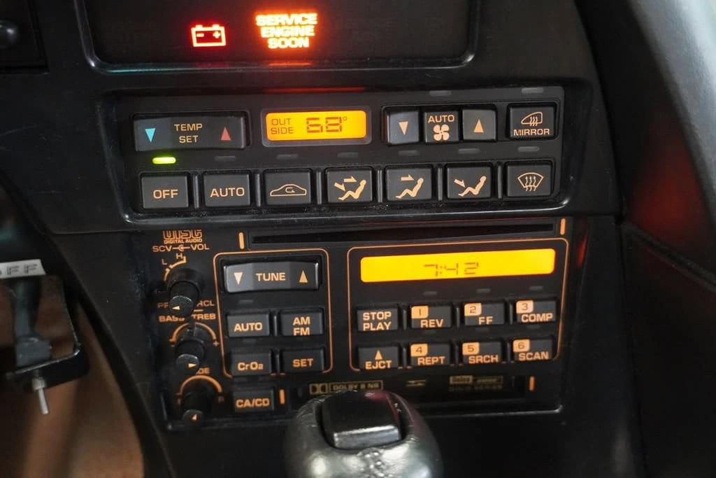 1993 Chevrolet Corvette C4 - Image 17 of 30