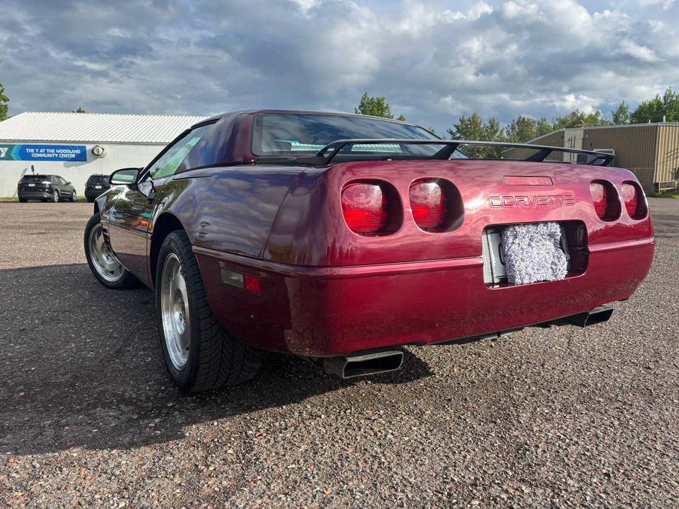 1993 Chevrolet Corvette C4 - Image 3 of 14