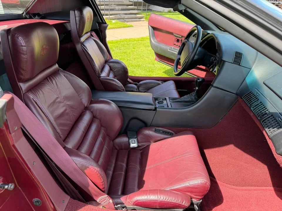 1993 Chevrolet Corvette C4 - Image 8 of 18
