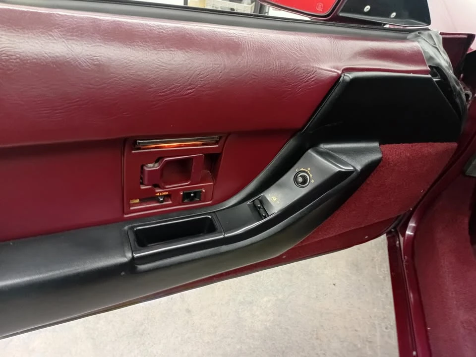 1993 Chevrolet Corvette C4 - Image 11 of 15