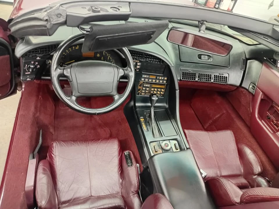 1993 Chevrolet Corvette C4 - Image 12 of 15