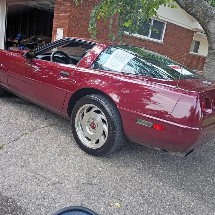 1993 Chevrolet Corvette C4 - Image 1 of 9