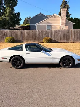 1993 Chevrolet Corvette C4 - Image 2 of 12