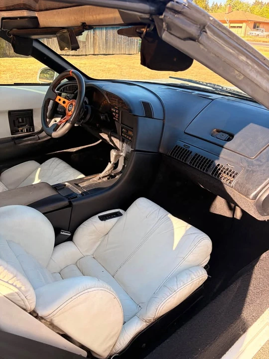 1993 Chevrolet Corvette C4 - Image 9 of 12