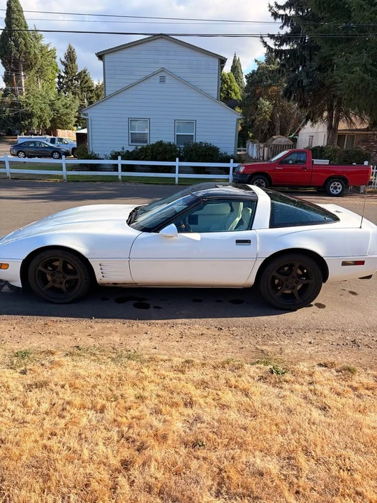 1993 Chevrolet Corvette C4 - Image 5 of 12