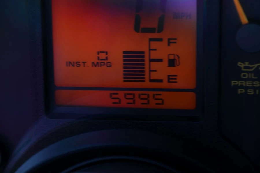 1993 Chevrolet Corvette C4 ZR1 - Image 24 of 31