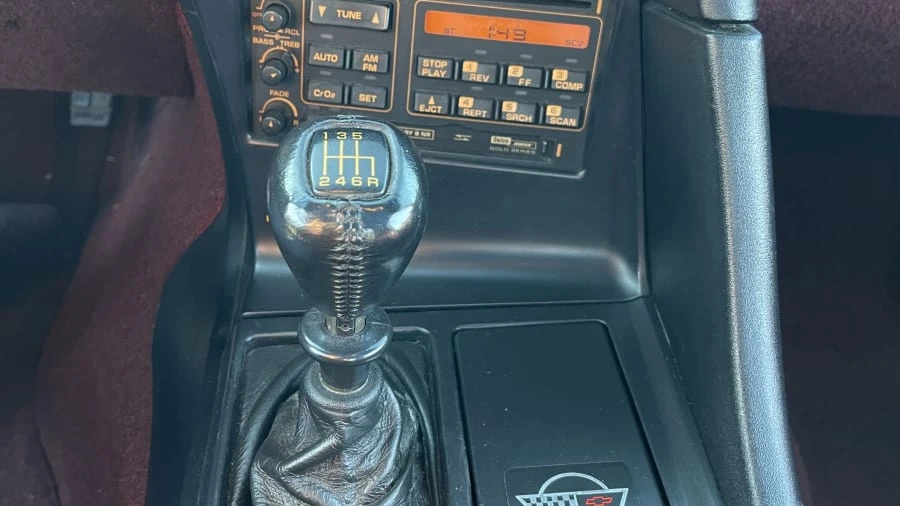1993 Chevrolet Corvette C4 ZR1 - Image 18 of 25