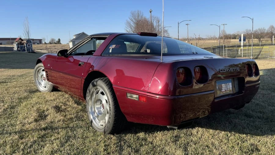 1993 Chevrolet Corvette C4 ZR1 - Image 7 of 25