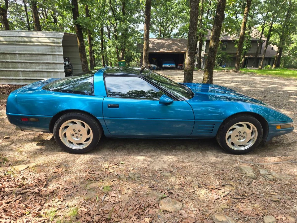 1993 Chevrolet Corvette C4 - Image 12 of 21