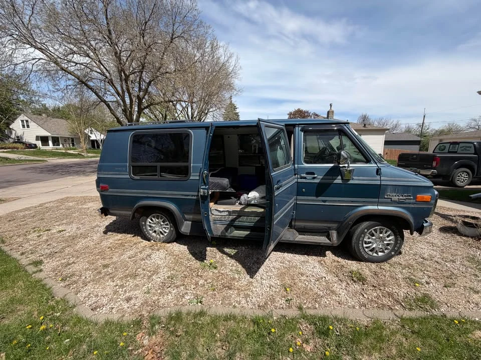 1993 Chevrolet G-Series Van - Image 14 of 20