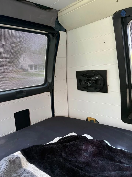 1993 Chevrolet G-Series Van - Image 15 of 20