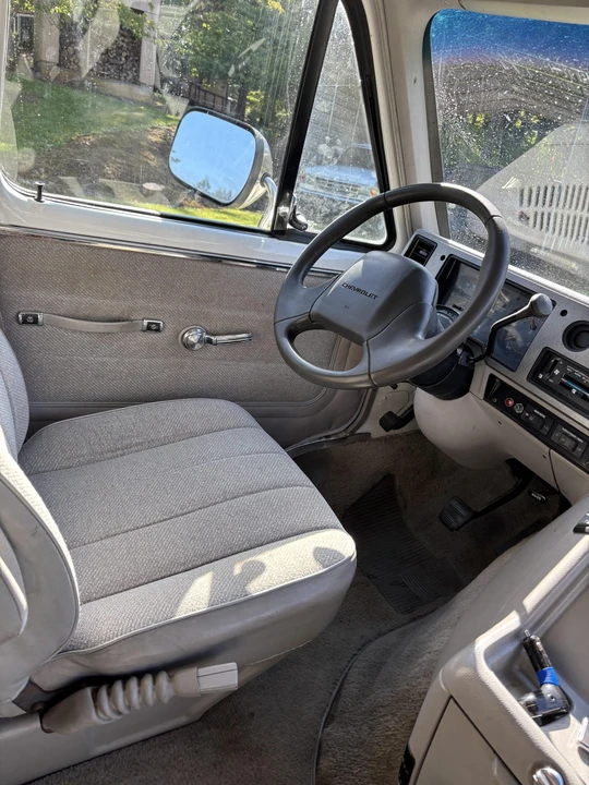 1993 Chevrolet G-Series Van - Image 28 of 31