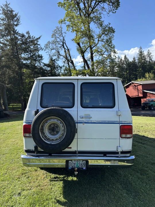 1993 Chevrolet G-Series Van - Image 5 of 31